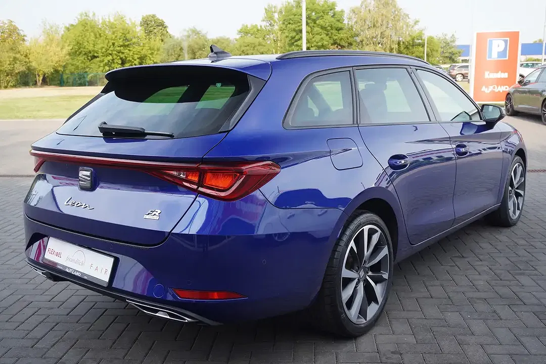 SEAT Leon 1.4 PHEV DSG FR - Thumbnail 4