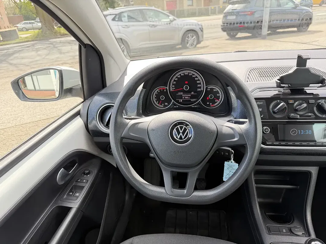 Volkswagen up! 1.0 - Thumbnail 11