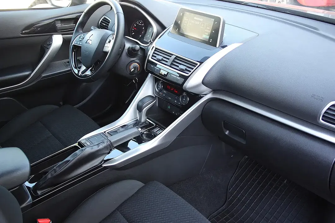 Mitsubishi Eclipse Cross 1.5 - Thumbnail 11