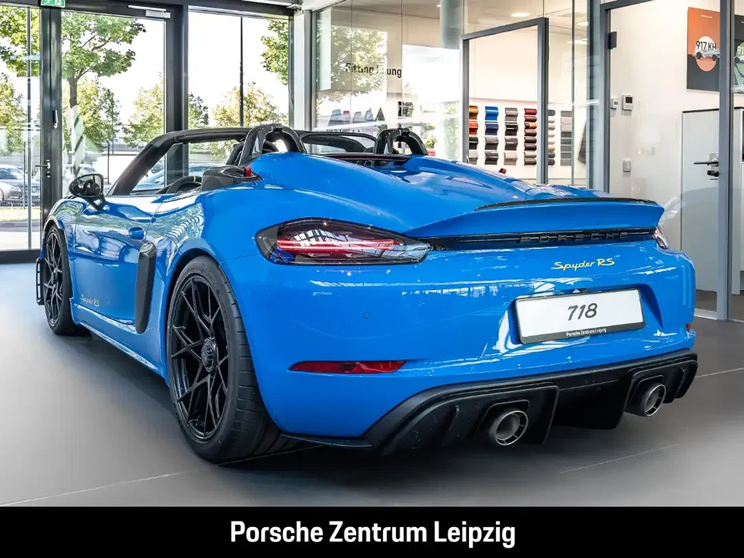 Porsche 718 Spyder RS Weissach - Thumbnail 10