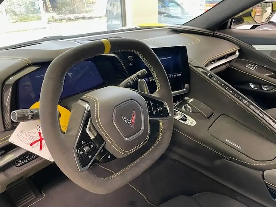Corvette C8 Coupe 3LT - foto 15