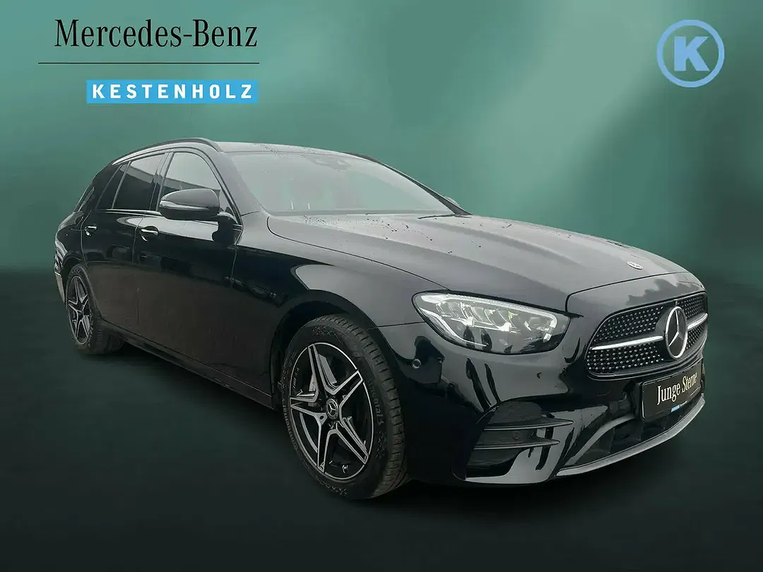 Mercedes-Benz E 300 AMG Night - Thumbnail 3
