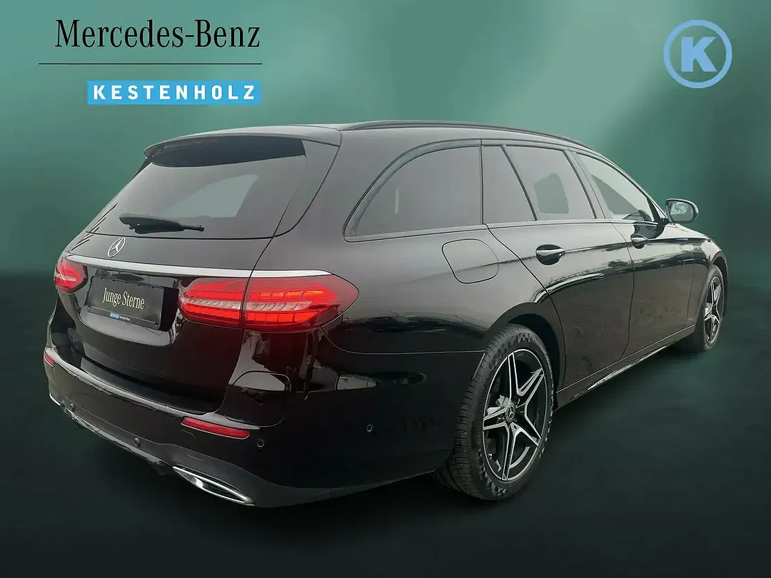 Mercedes-Benz E 300 AMG Night - Thumbnail 5