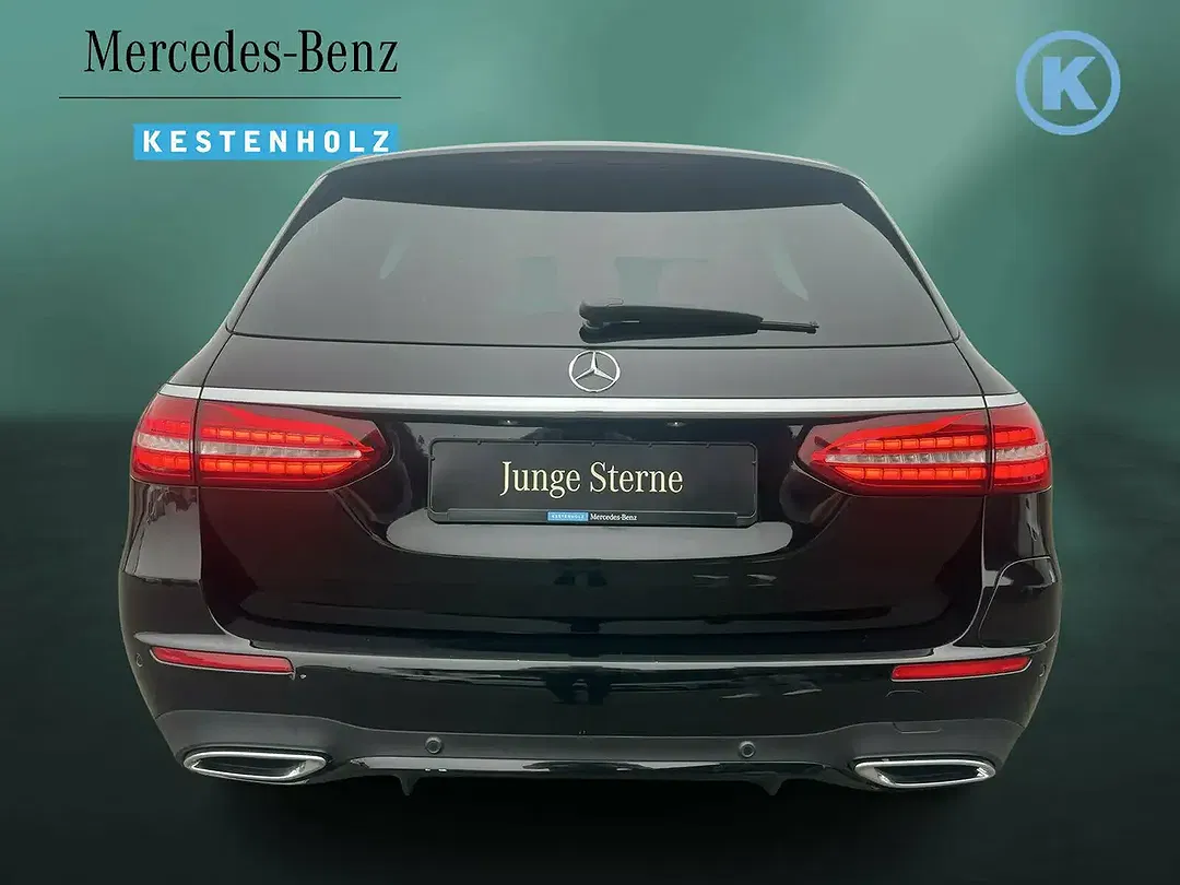 Mercedes-Benz E 300 AMG Night - Thumbnail 6