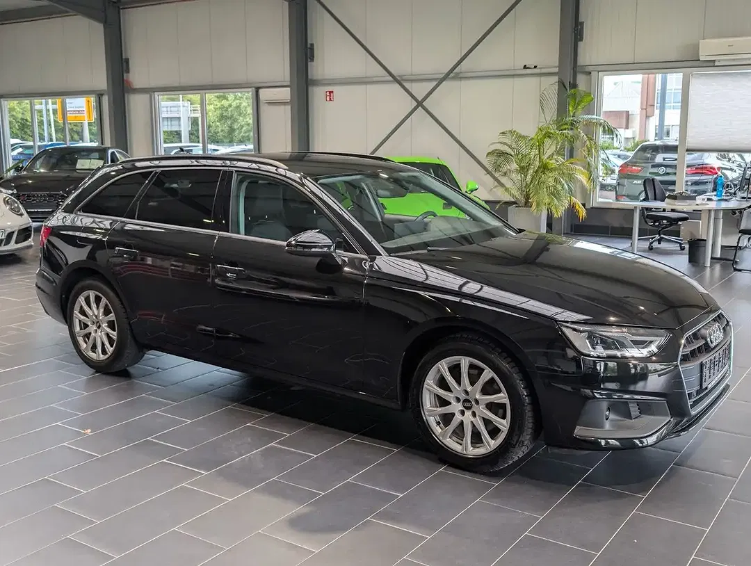 Audi A4 35 TFSI S tronic Avant - Thumbnail 5