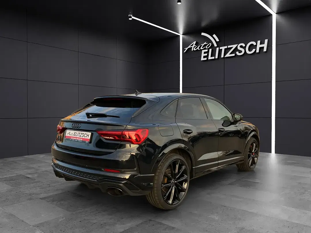 Audi RS Q3 2.5 TFSI quattro Sportback - Thumbnail 4