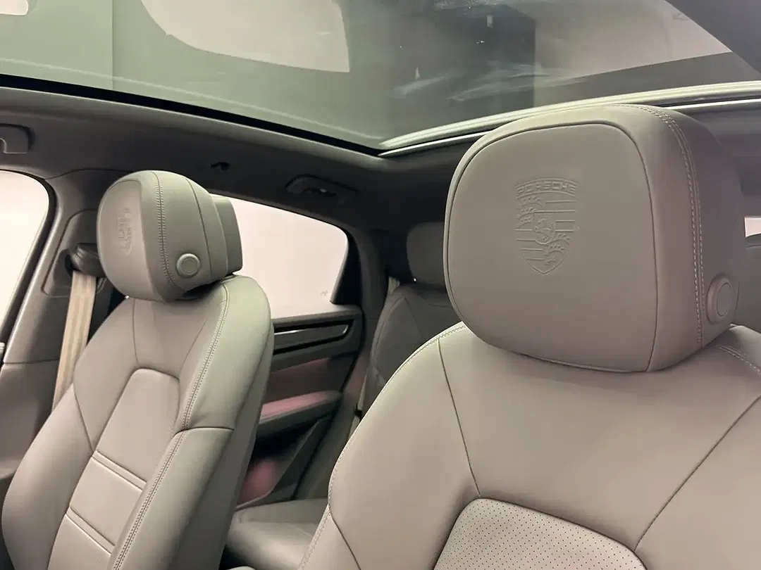 Porsche Cayenne Coupe - Thumbnail 9