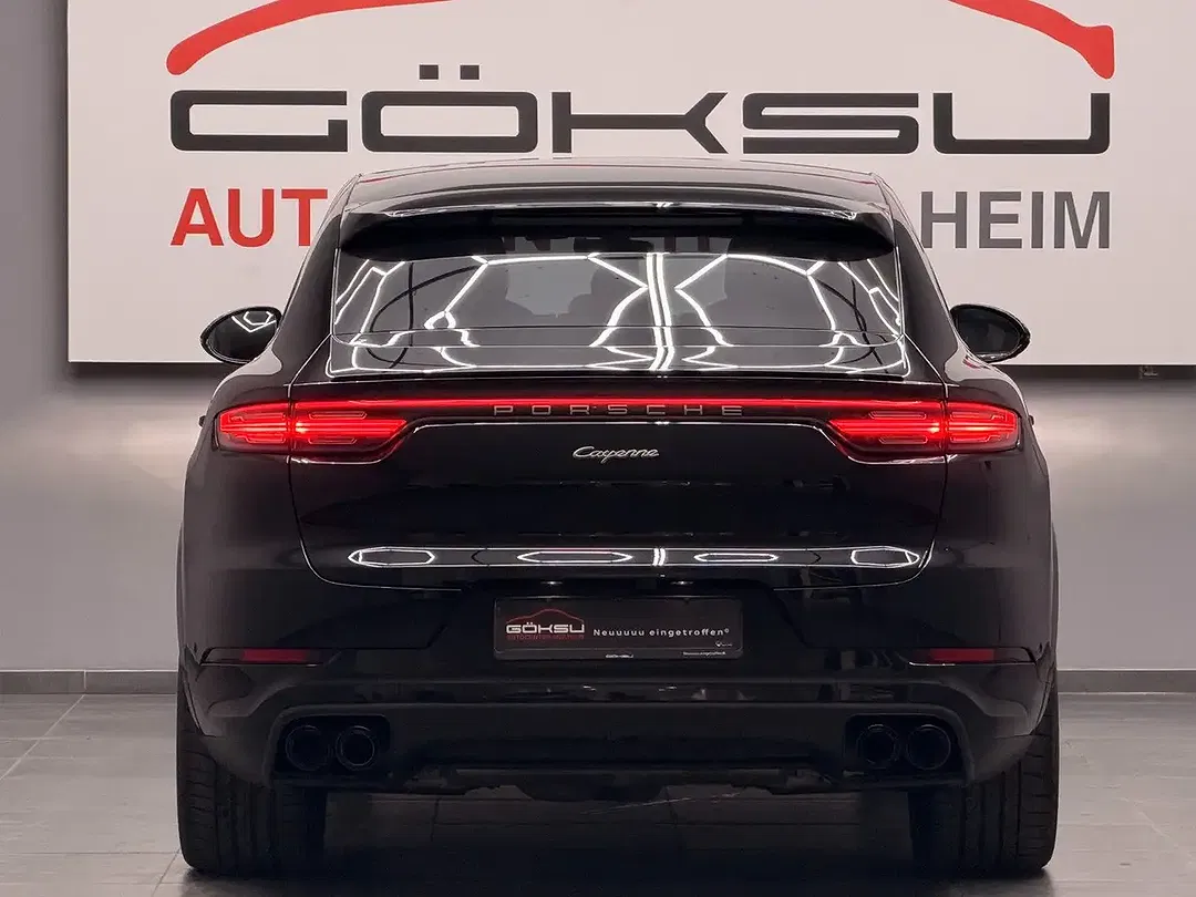 Porsche Cayenne Coupe - Thumbnail 6