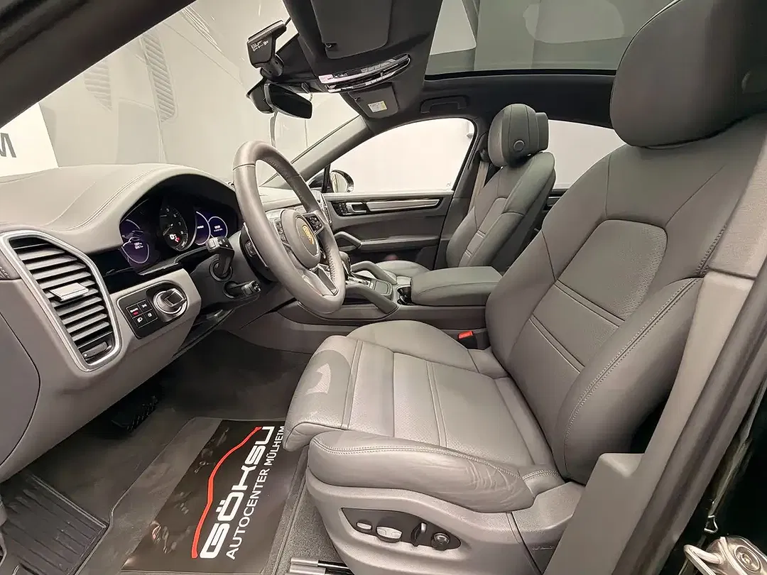 Porsche Cayenne Coupe - Thumbnail 8