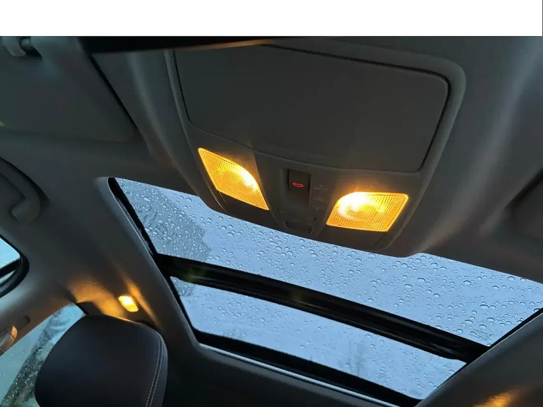 Suzuki Vitara MHEV 1.4 4x4 Comfort+ - Thumbnail 14