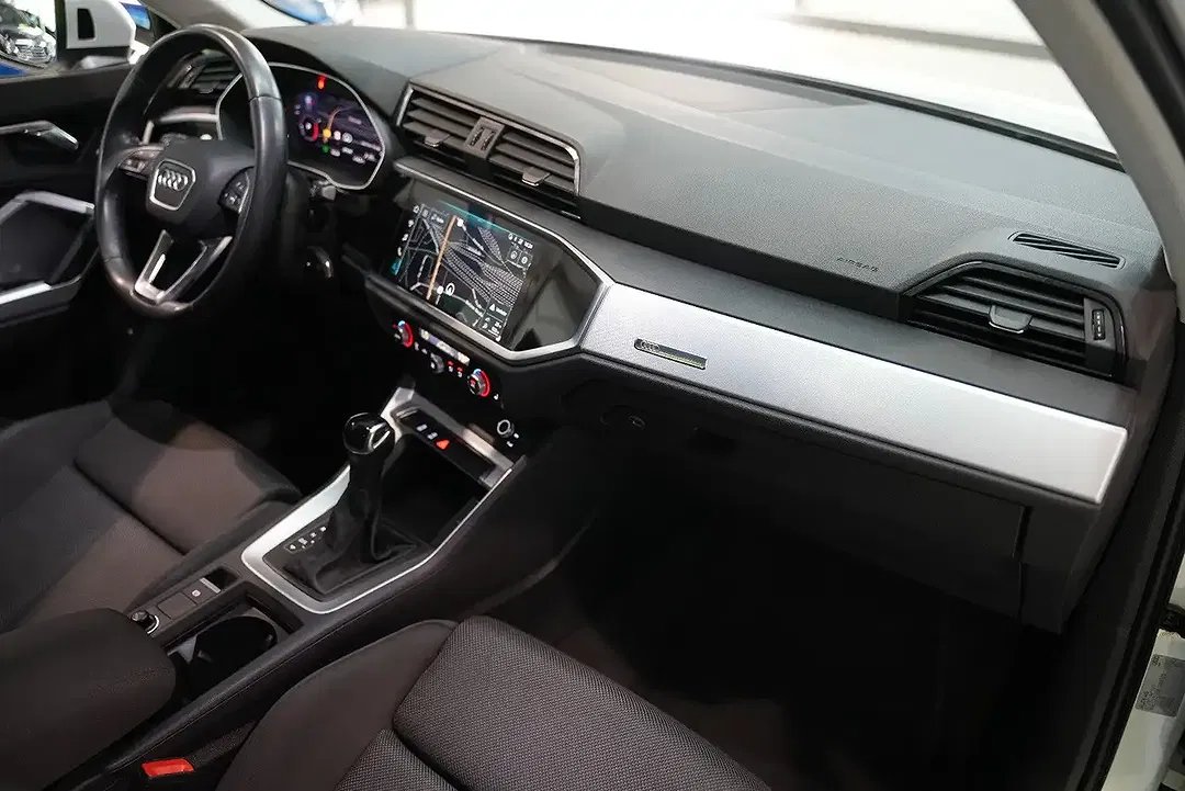 Audi Q3 35 TFSI AUT - Thumbnail 11