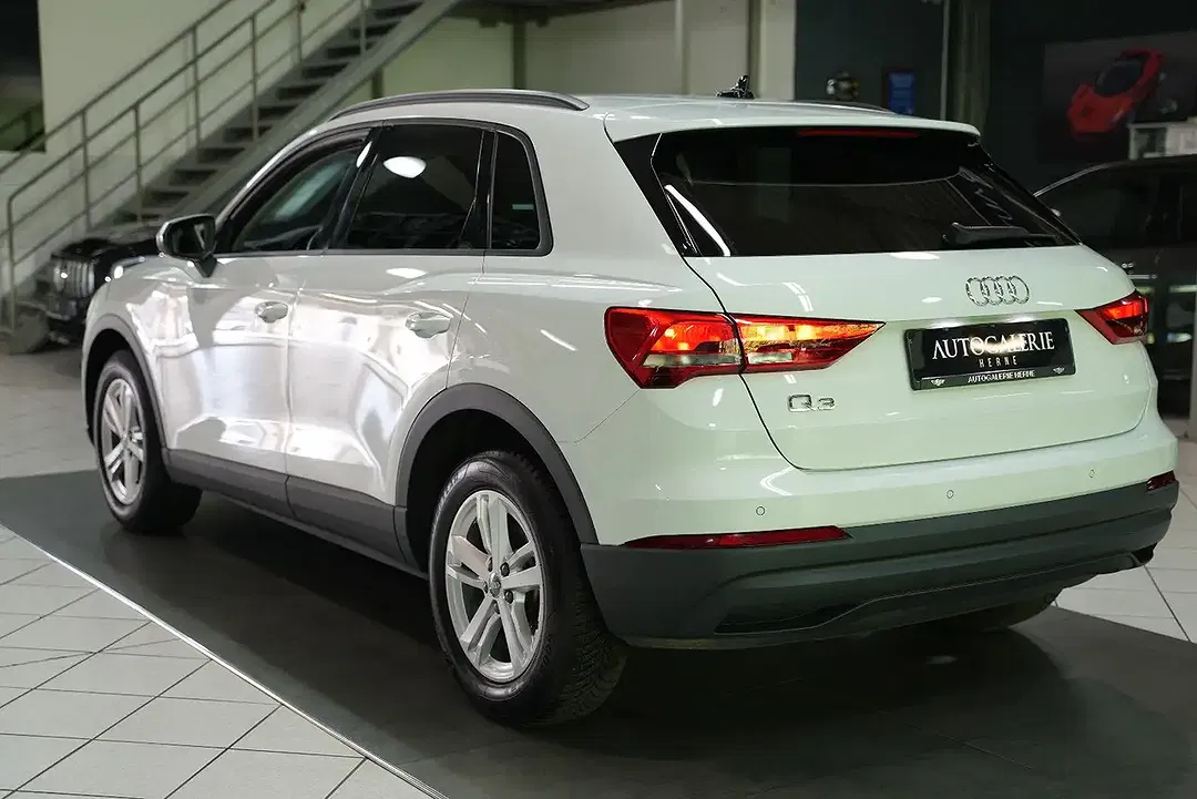 Audi Q3 35 TFSI AUT - Thumbnail 6