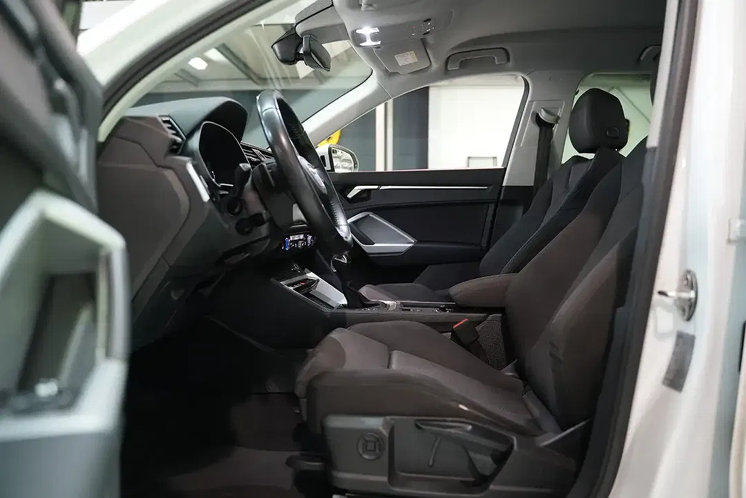 Audi Q3 35 TFSI AUT - Thumbnail 8