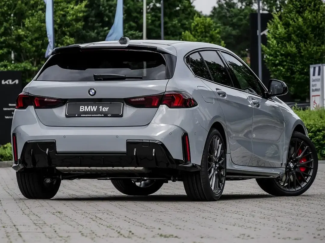 BMW 120 M Sport - Thumbnail 2