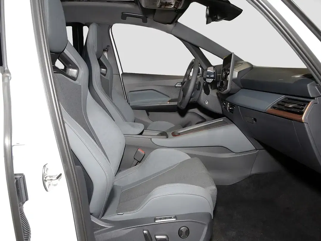 CUPRA Born - Thumbnail 8