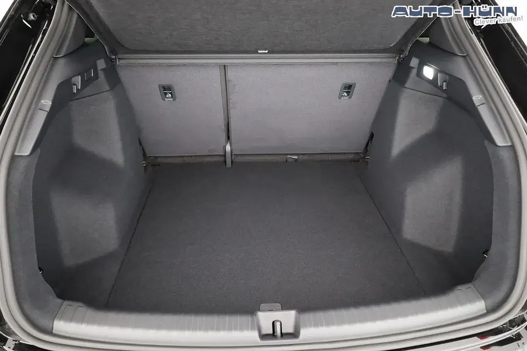 Audi Q4 e-tron 45 quattro Matrix LED Base S line - Thumbnail 14