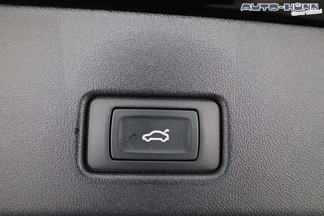 Audi Q4 e-tron 45 quattro Matrix LED Base S line - Thumbnail 15