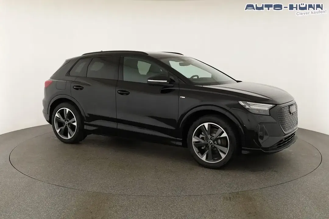 Audi Q4 e-tron 45 quattro Matrix LED Base S line - Thumbnail 24