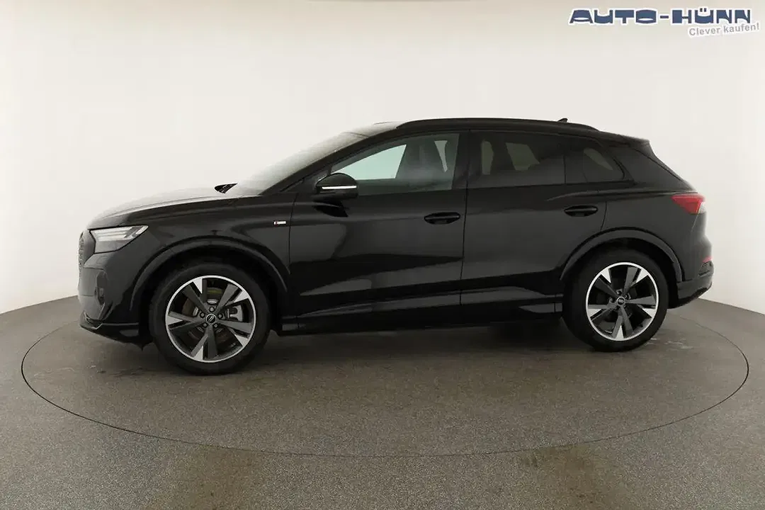 Audi Q4 e-tron 45 quattro Matrix LED Base S line - Thumbnail 33