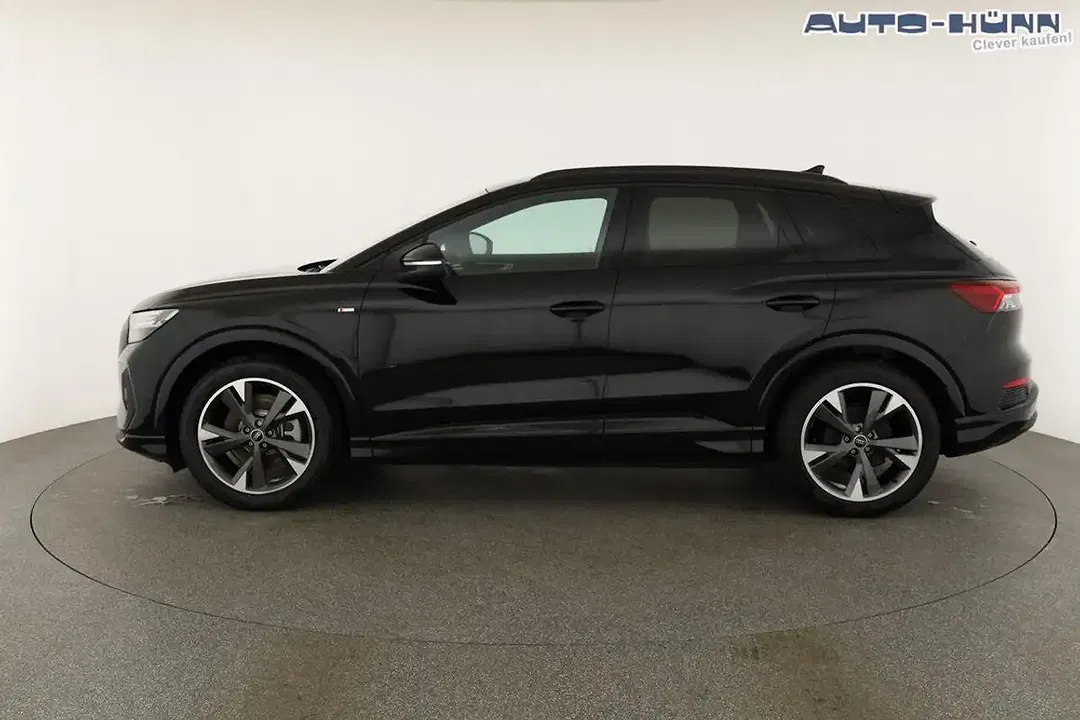 Audi Q4 e-tron 45 quattro Matrix LED Base S line - Thumbnail 34