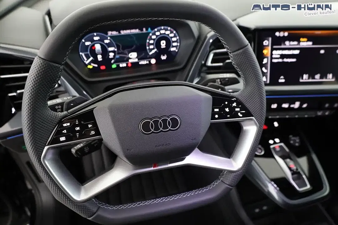 Audi Q4 e-tron 45 quattro Matrix LED Base S line - Thumbnail 7