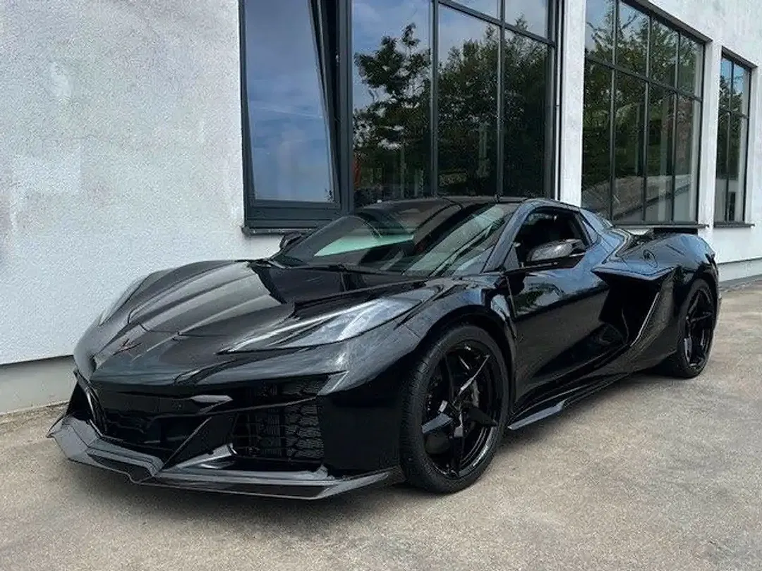 Corvette C8 E-Ray Convertible 3LZ - Thumbnail 5