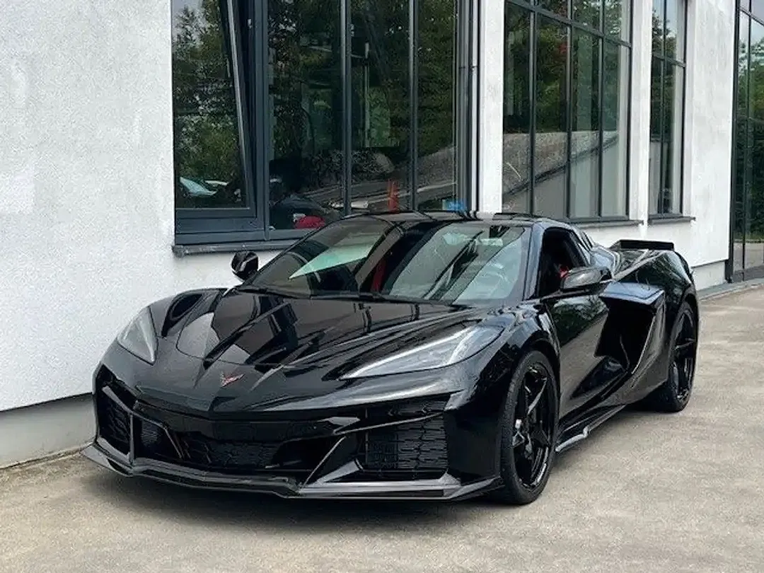 Corvette C8 E-Ray Convertible 3LZ - Thumbnail 7