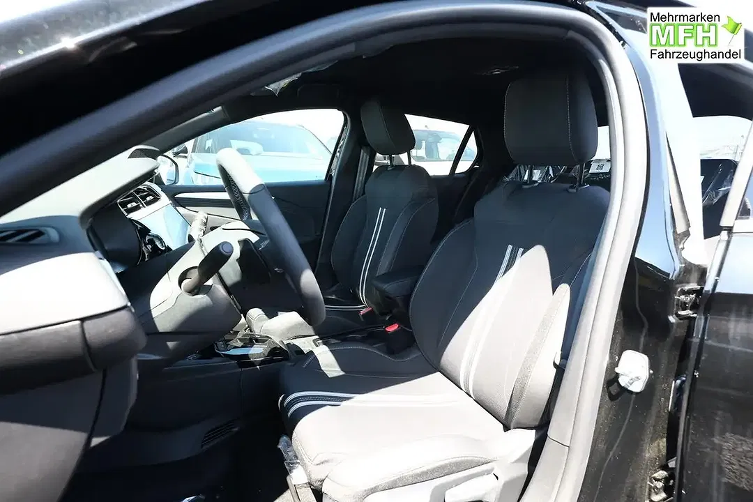 Opel Corsa Hybrid Ultimate IntelliLux LED - Thumbnail 5
