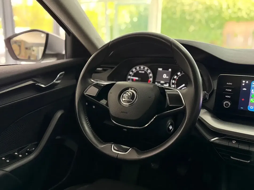 Skoda Octavia Combi Active - Thumbnail 14