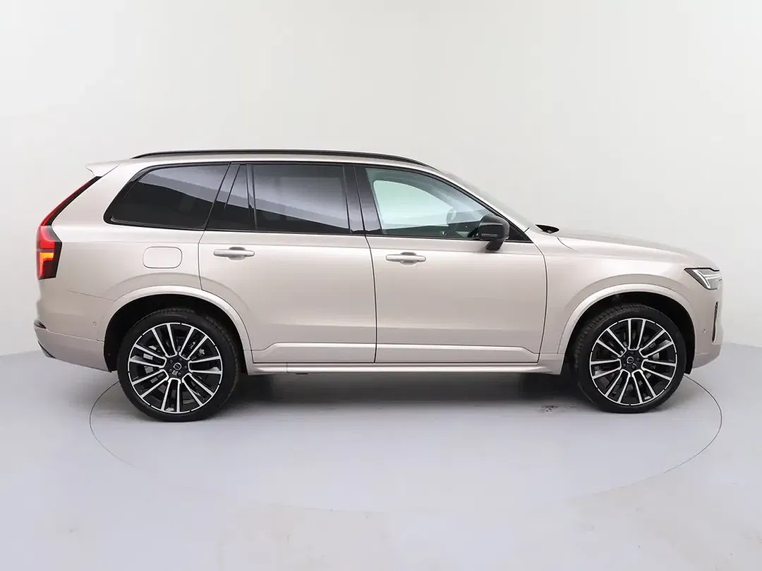 Volvo XC90 T8 PHEV Hybrid AWD Recharge Ultra Dark - Thumbnail 4