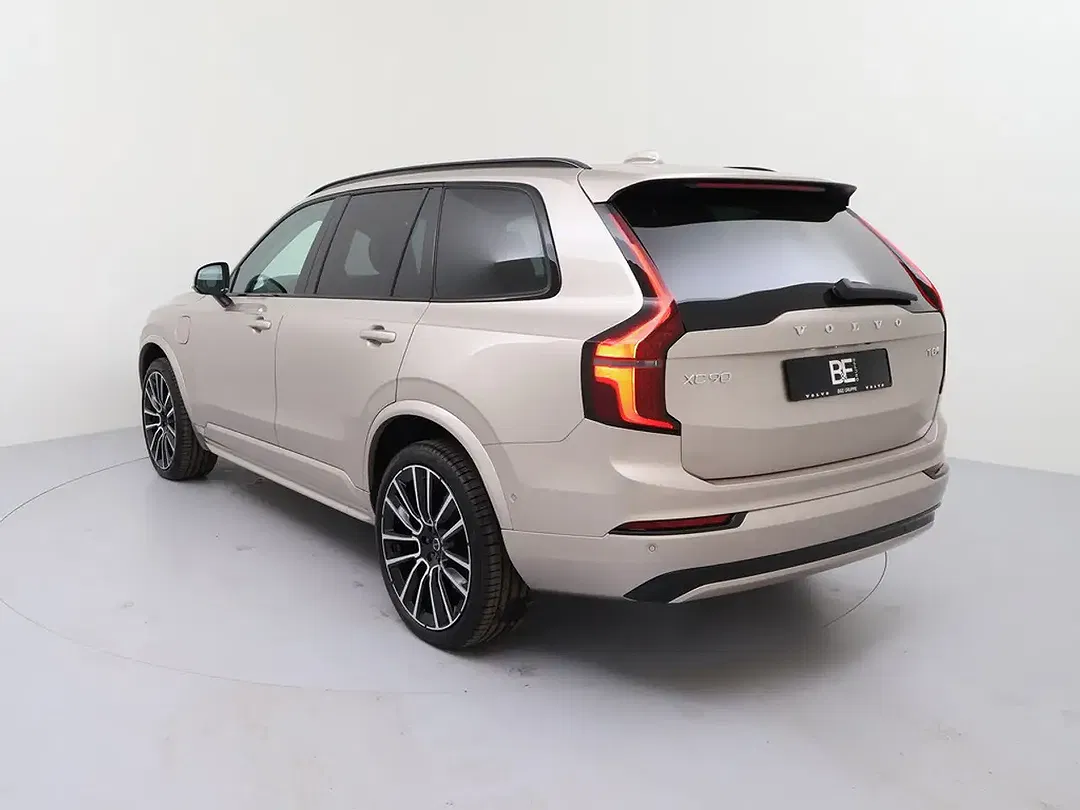 Volvo XC90 T8 PHEV Hybrid AWD Recharge Ultra Dark - Thumbnail 7