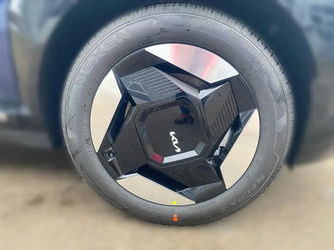 Kia EV5 - Thumbnail 7