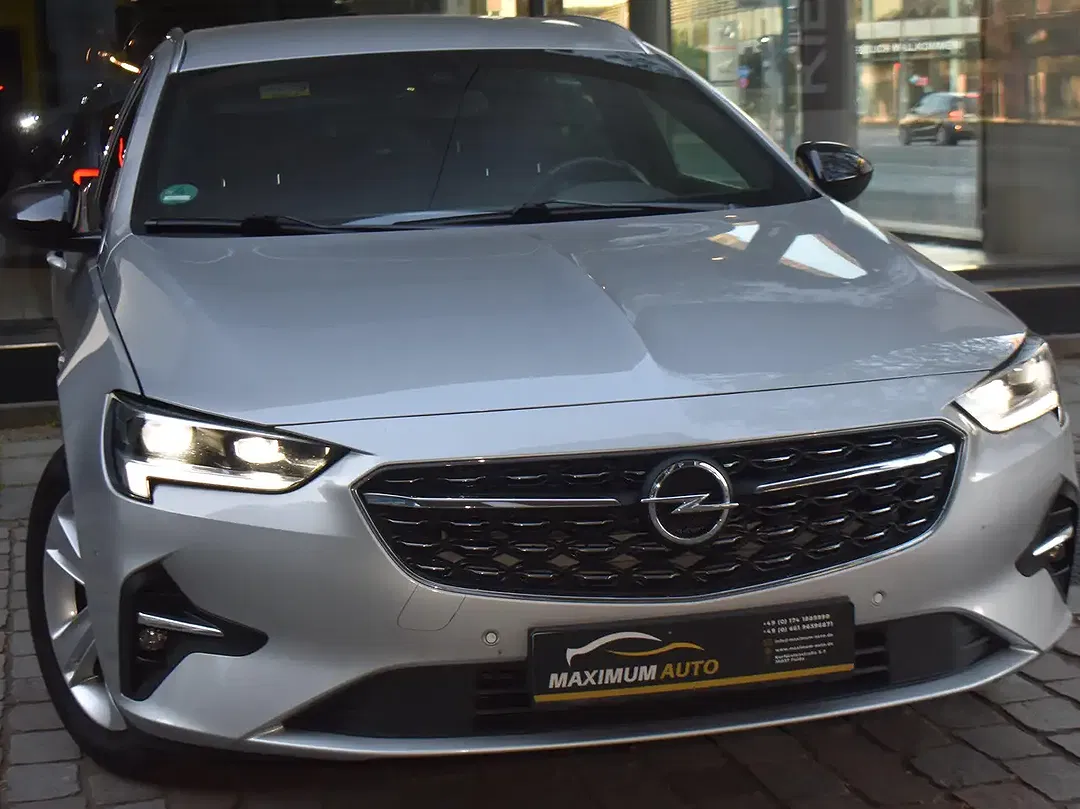 Opel Insignia 2.0 - foto 1