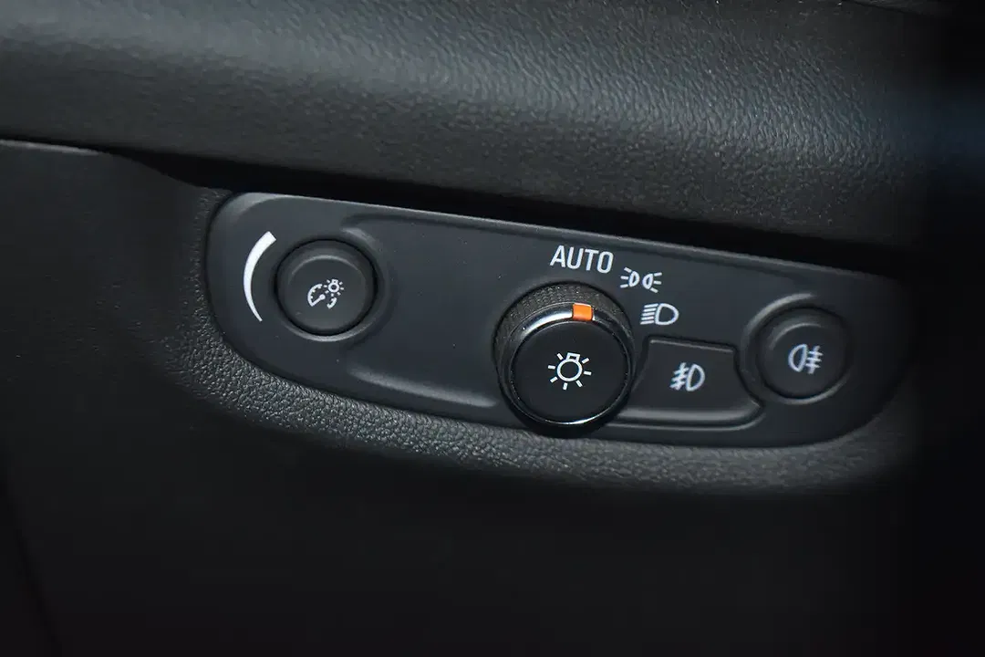 Opel Insignia 2.0 - Thumbnail 10