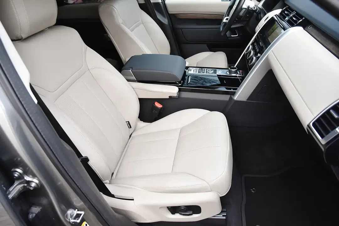 Land Rover Discovery 3.0 SDV6 HSE - Thumbnail 14