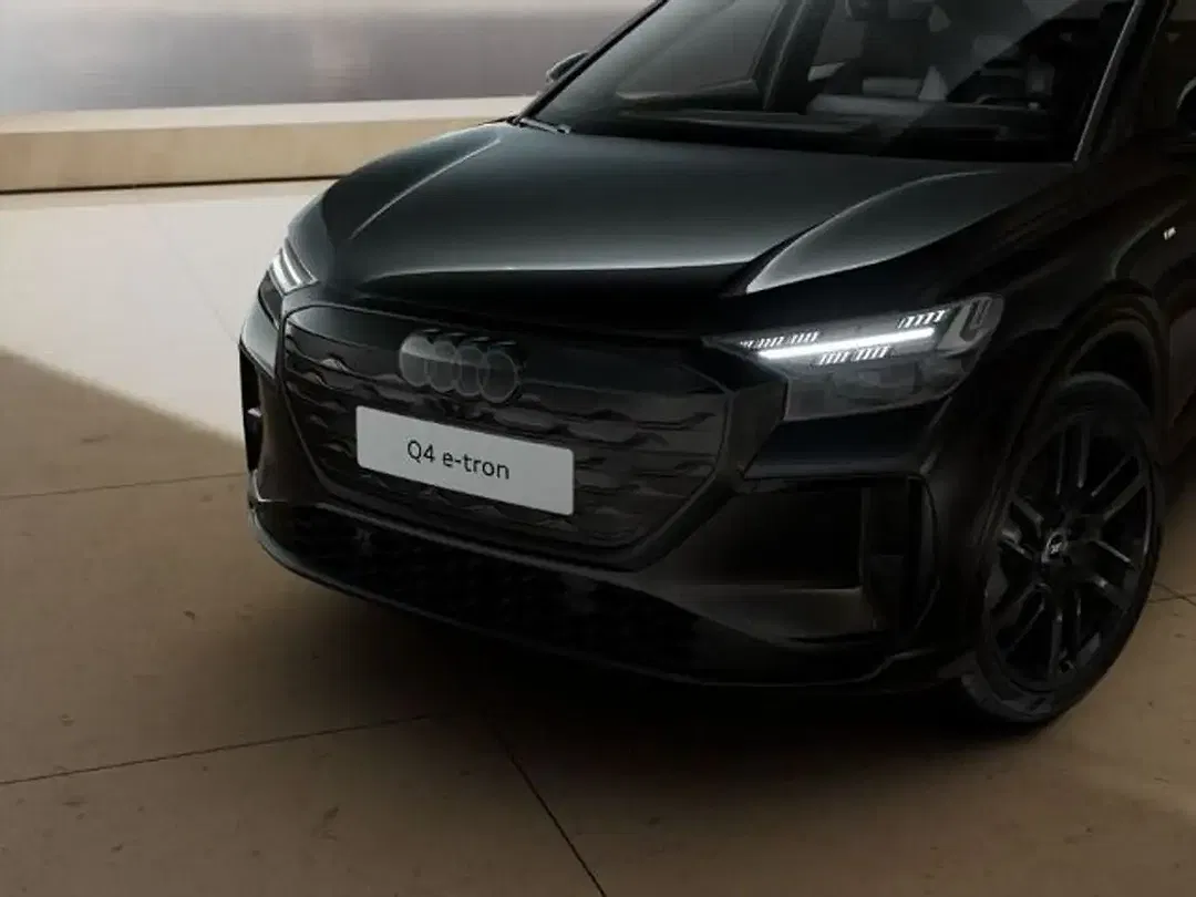 Audi Q4 e-tron quattro - Thumbnail 3