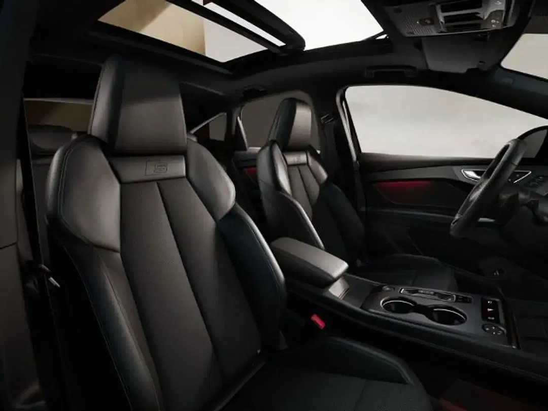 Audi Q4 e-tron quattro - Thumbnail 9