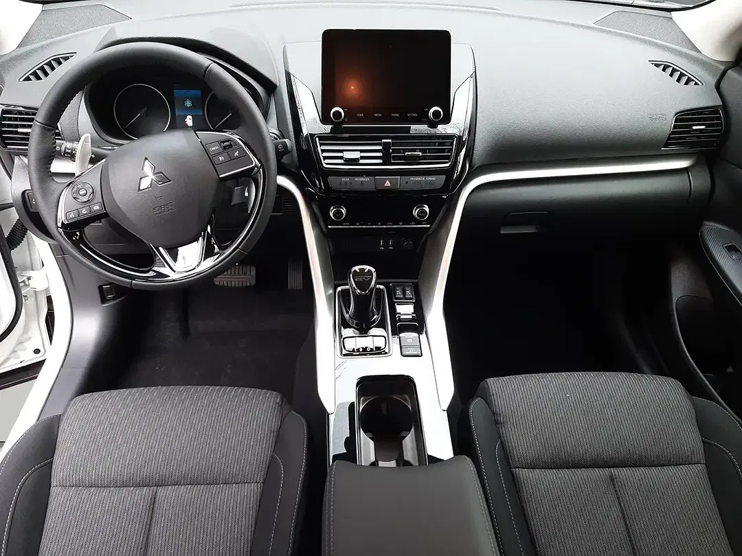 Mitsubishi Eclipse Cross Hybrid 4WD Basis - Thumbnail 10
