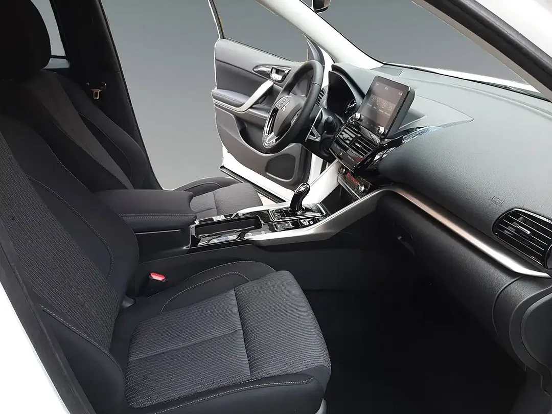 Mitsubishi Eclipse Cross Hybrid 4WD Basis - foto 15