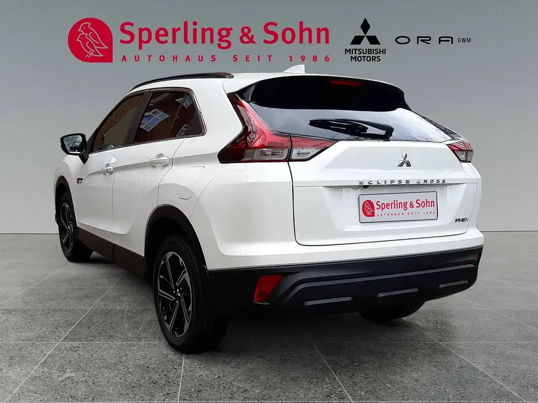 Mitsubishi Eclipse Cross Hybrid 4WD Basis - Thumbnail 3