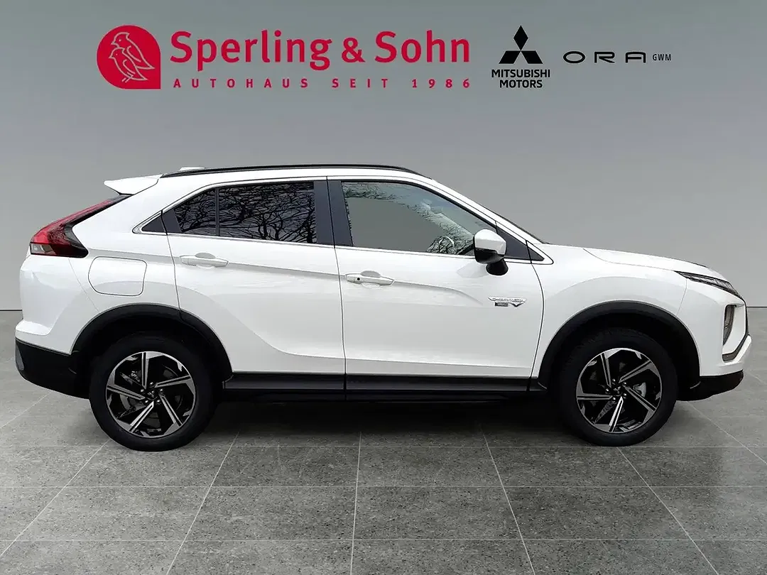 Mitsubishi Eclipse Cross Hybrid 4WD Basis - Thumbnail 6