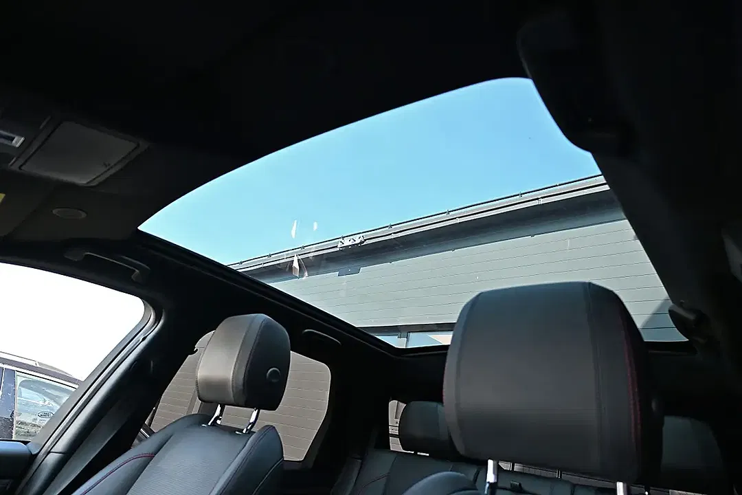 Land Rover Discovery Sport P300e AUT 4x4 PHEV R-Dynamic HSE - Thumbnail 7