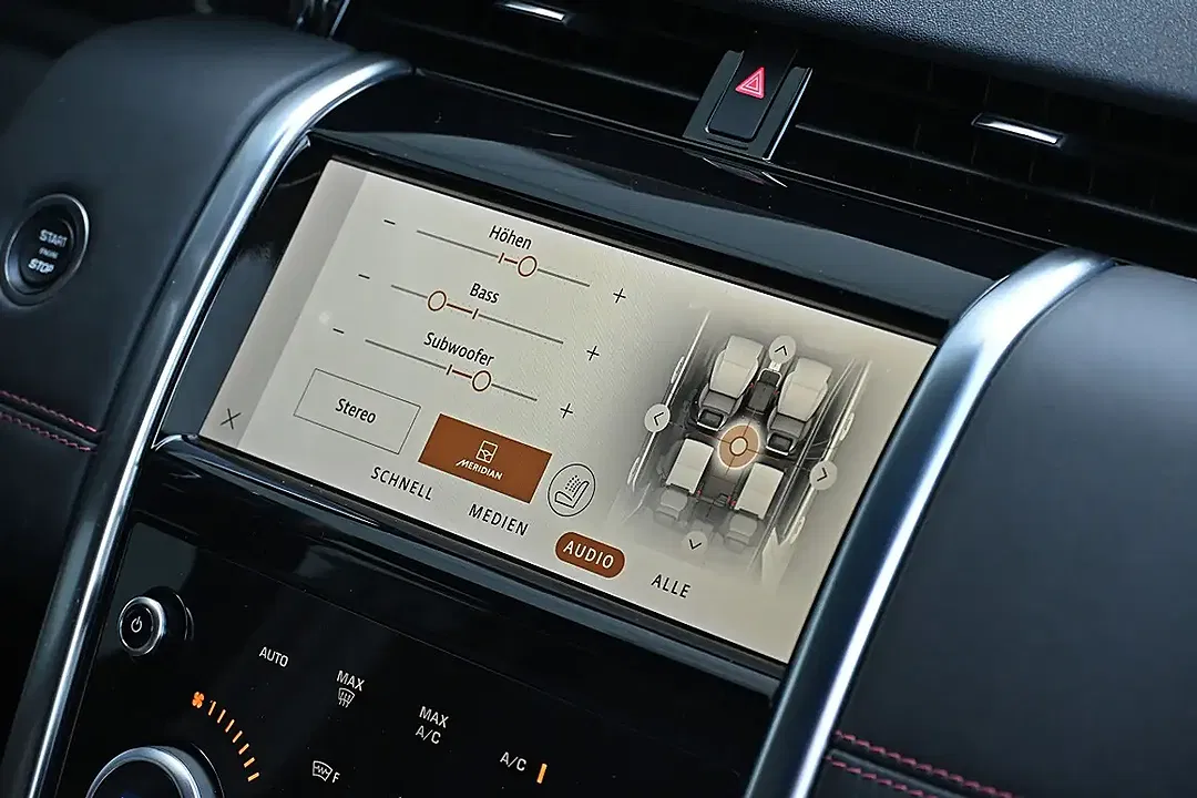 Land Rover Discovery Sport P300e AUT 4x4 PHEV R-Dynamic HSE - Thumbnail 8