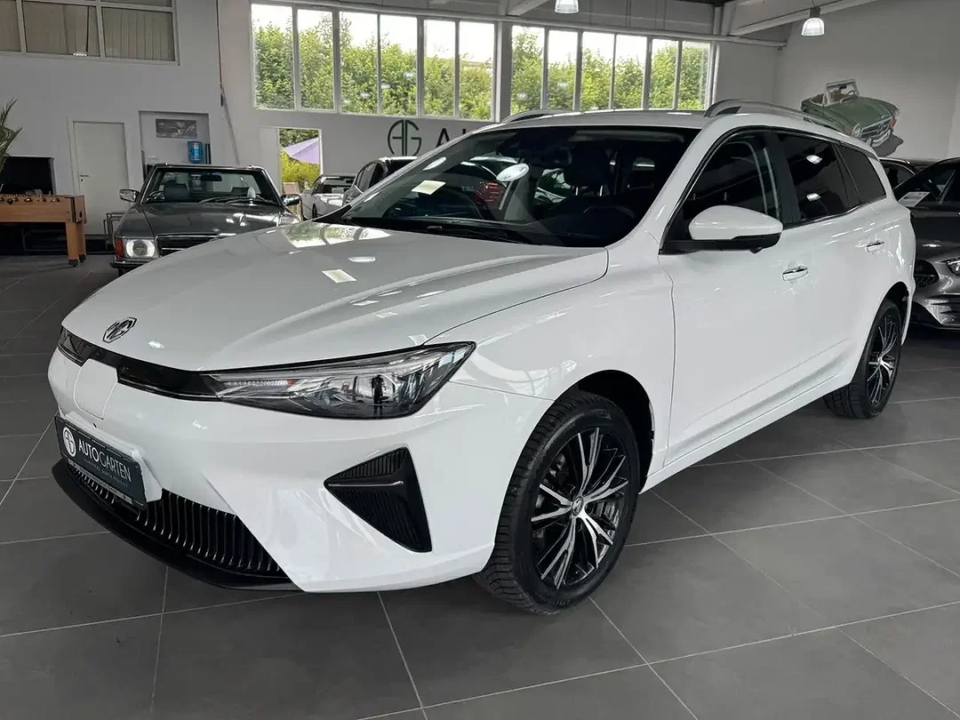MG MG5 Luxury - Afbeelding 1