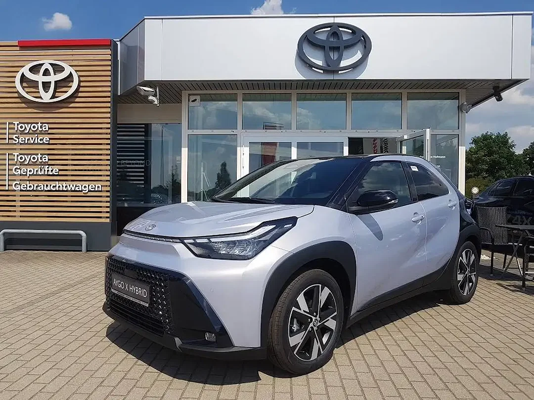 Toyota Aygo X 1.5 Hybrid Teamplayer - Afbeelding 1