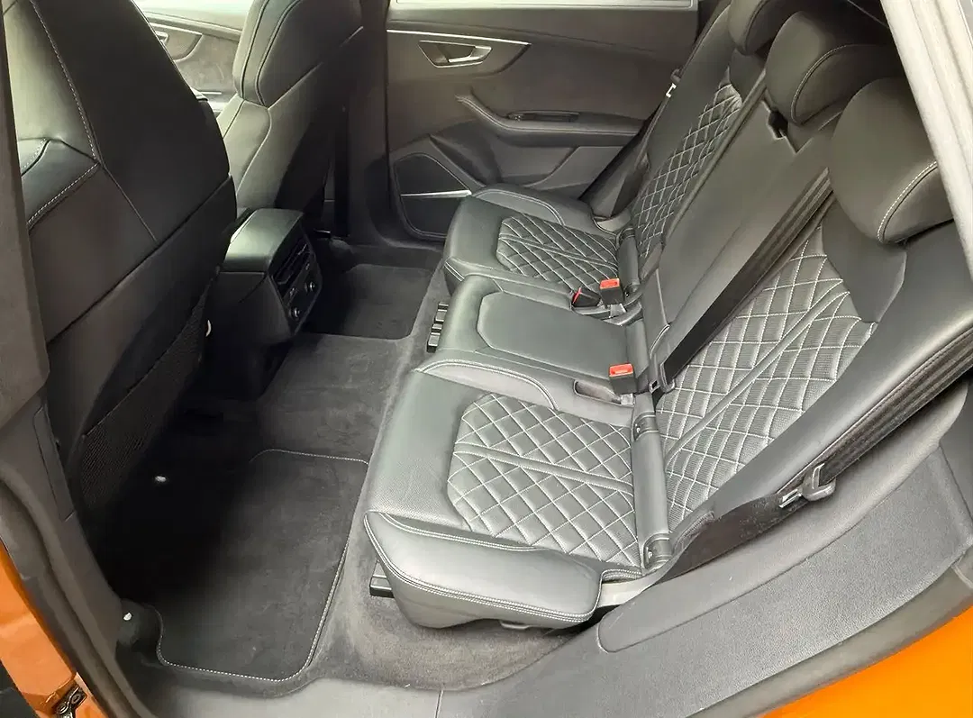 Audi SQ8 4.0 TFSI quattro - Thumbnail 13