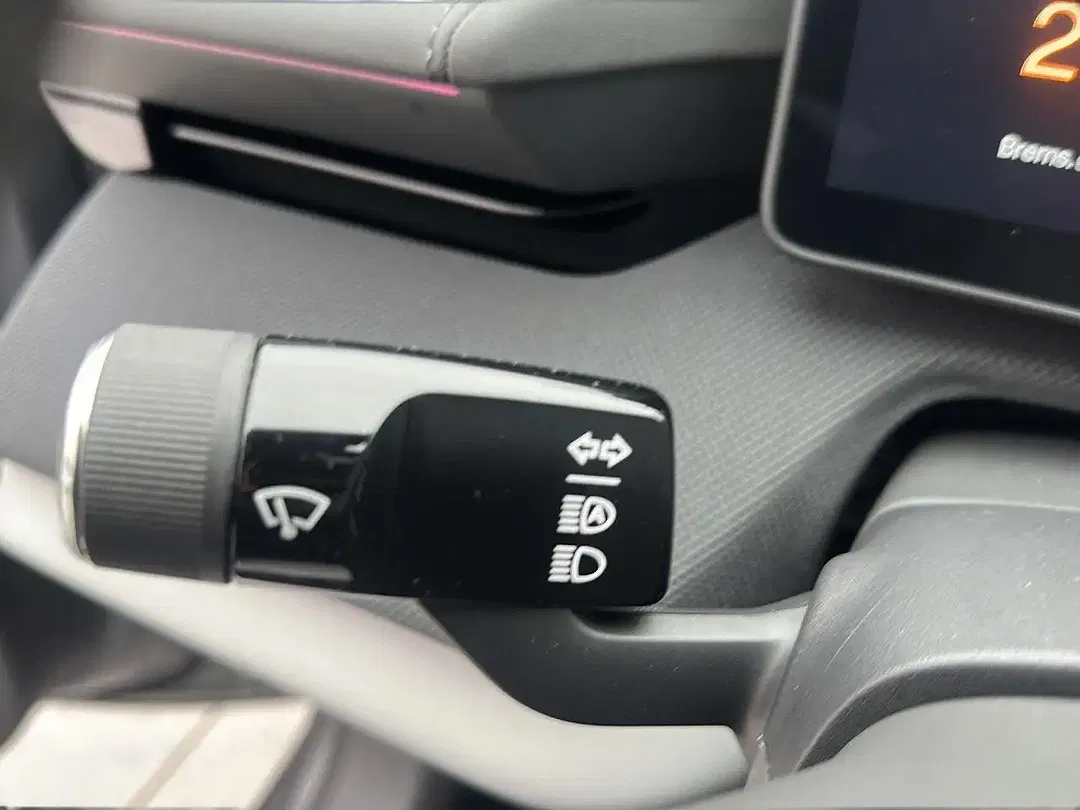 Polestar 4 - Thumbnail 14