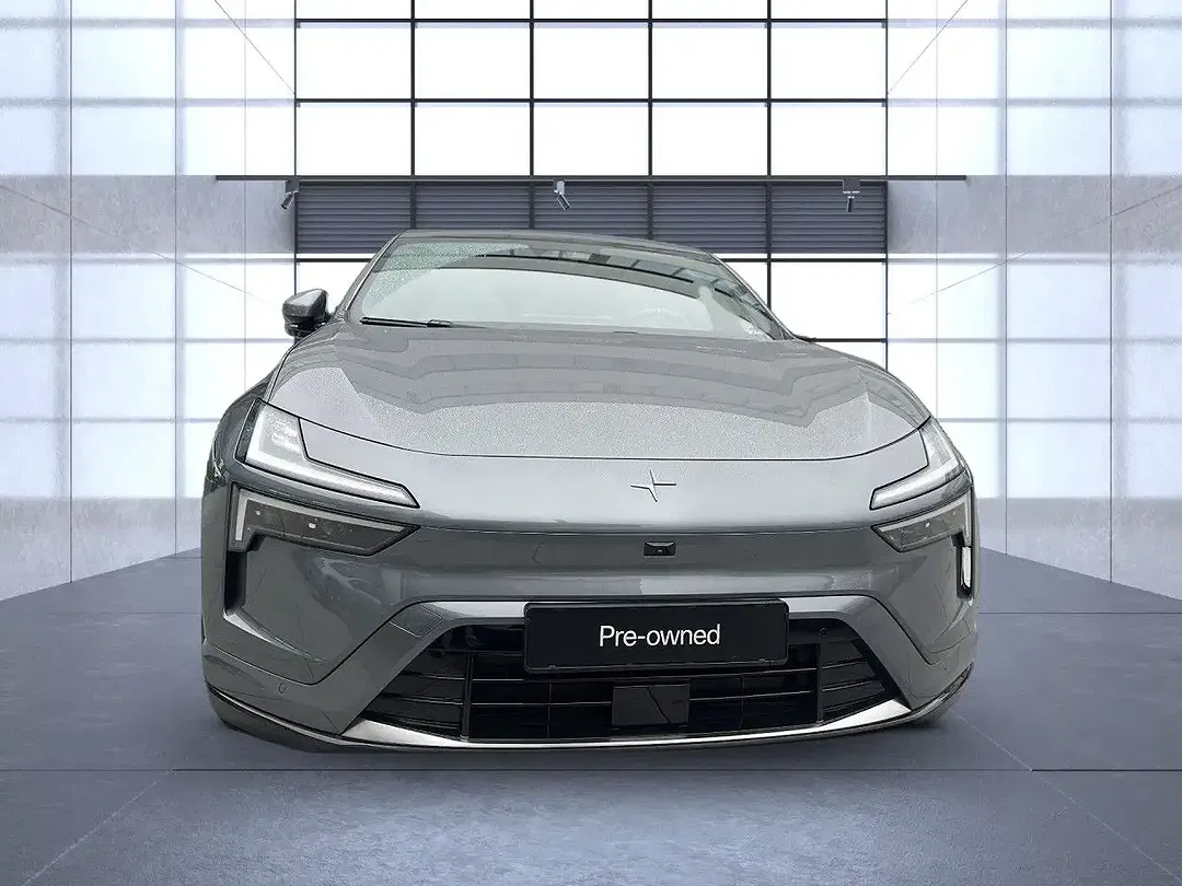 Polestar 4 - Thumbnail 5