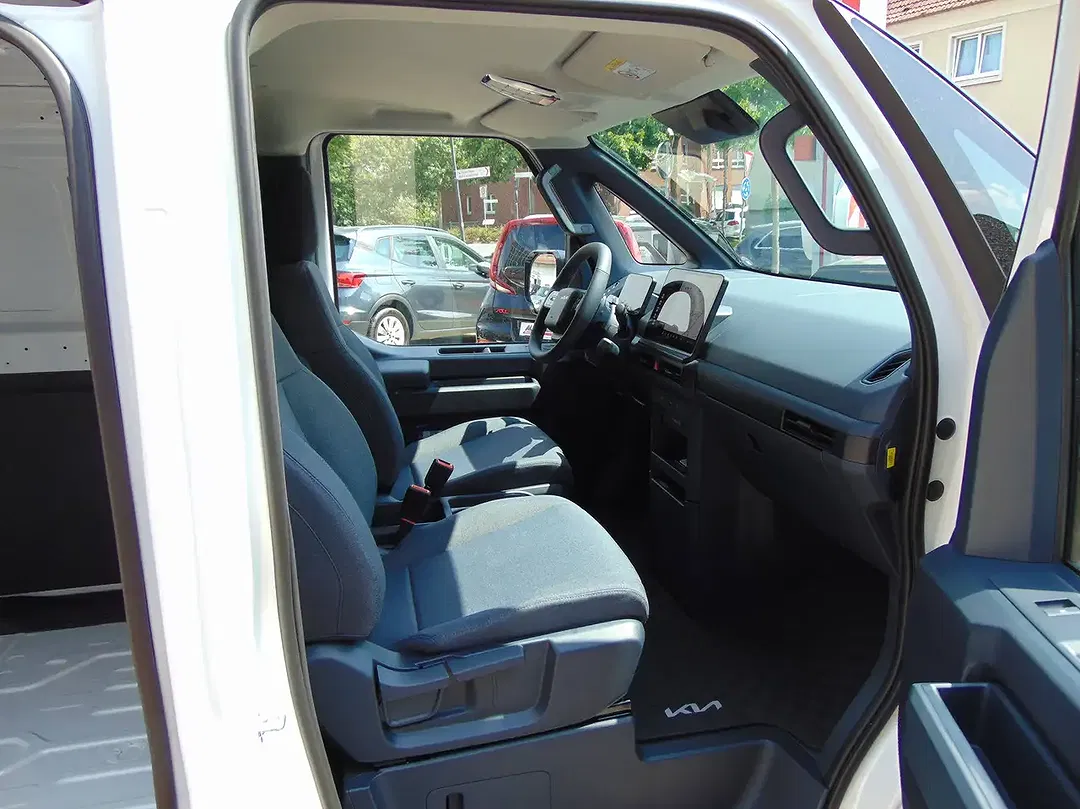 Kia PV5 L2H1 Cargo - Thumbnail 6