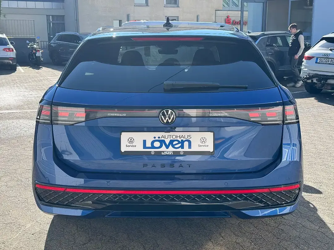 Volkswagen Passat Variant 2.0 TSI DSG R-Line - Thumbnail 6